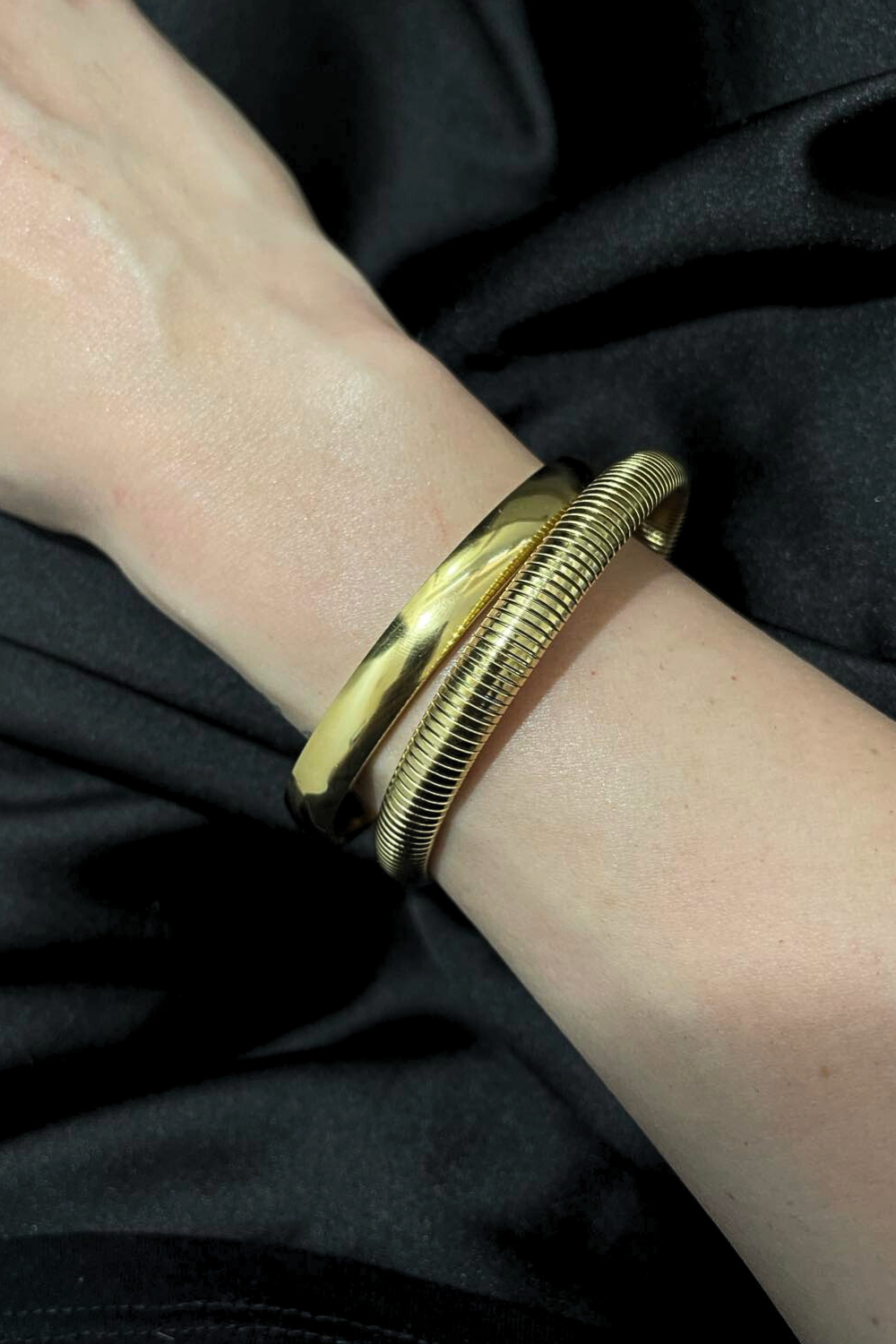 STAMBI APYRANKĖ | BANGLE