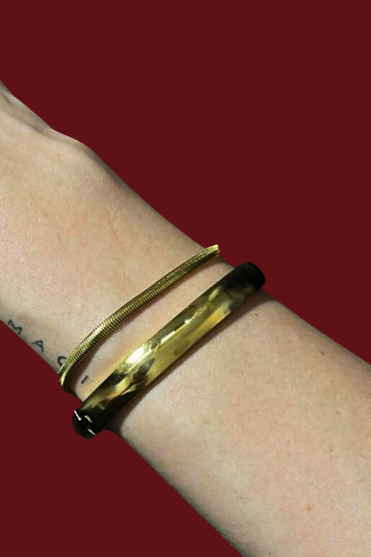 STAMBI BANGLE APYRANKĖ | PLOKŠČIA