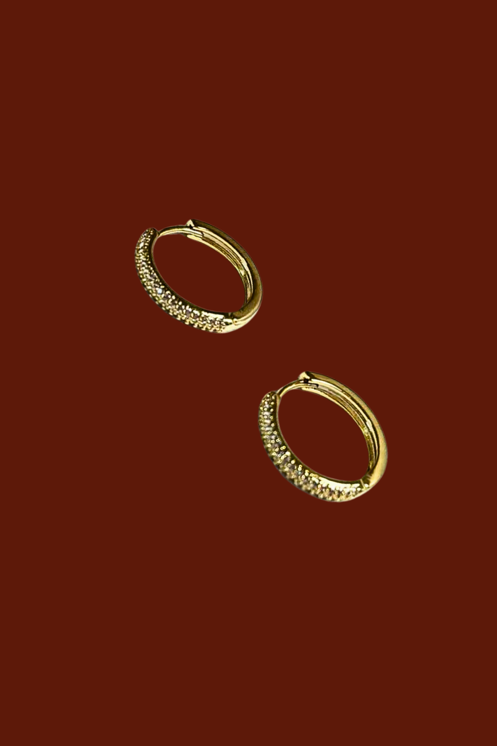 AUKSO SPALVOS PLONOS RINKUTĖS SU CIRKONIAIS | DVIPUSIAI AUSKARAI