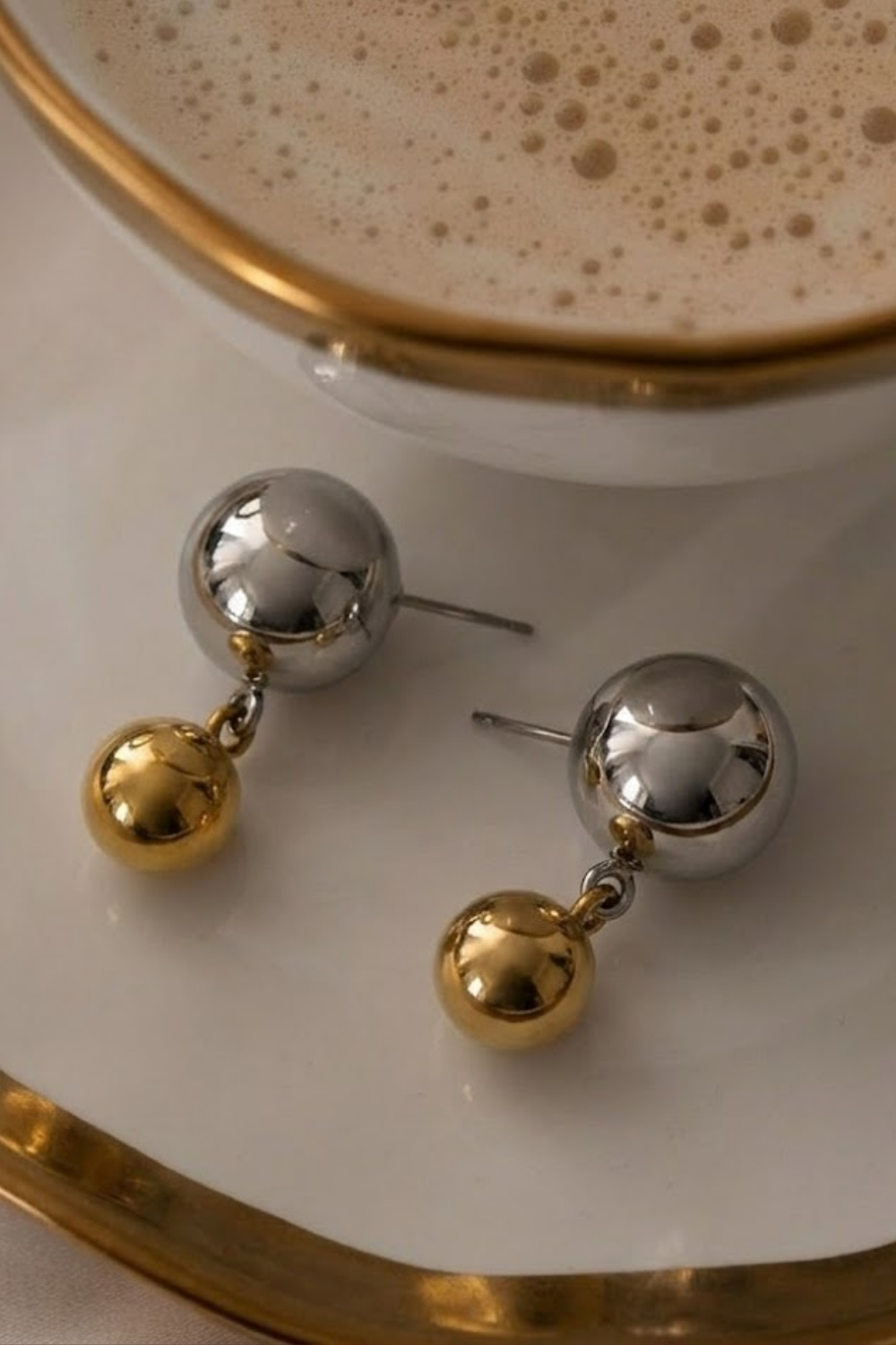 AUSKARAI SU BURBULIUKAIS